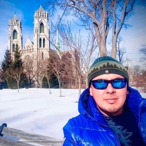 Meet your Posher, Marco